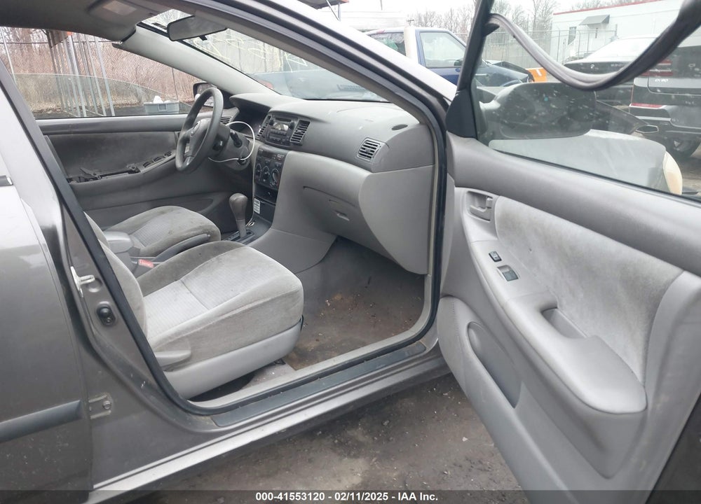 2005 TOYOTA COROLLA CE VIN: 1NXBR32E55Z467290