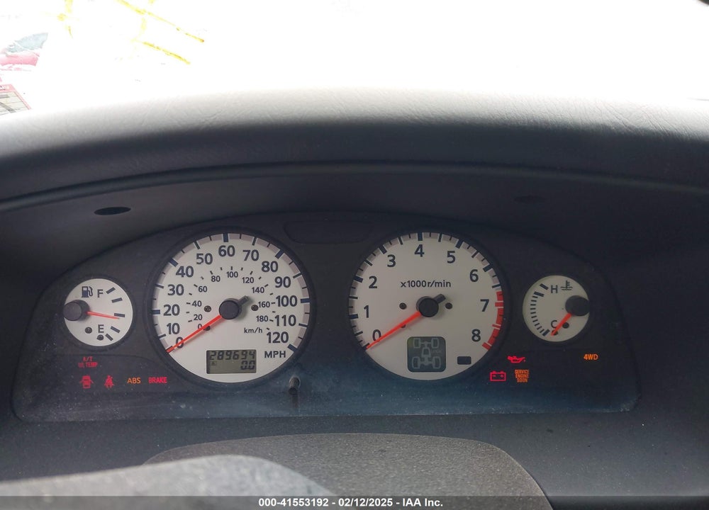 2001 NISSAN PATHFINDER LE VIN: JN8DR09Y61W583371