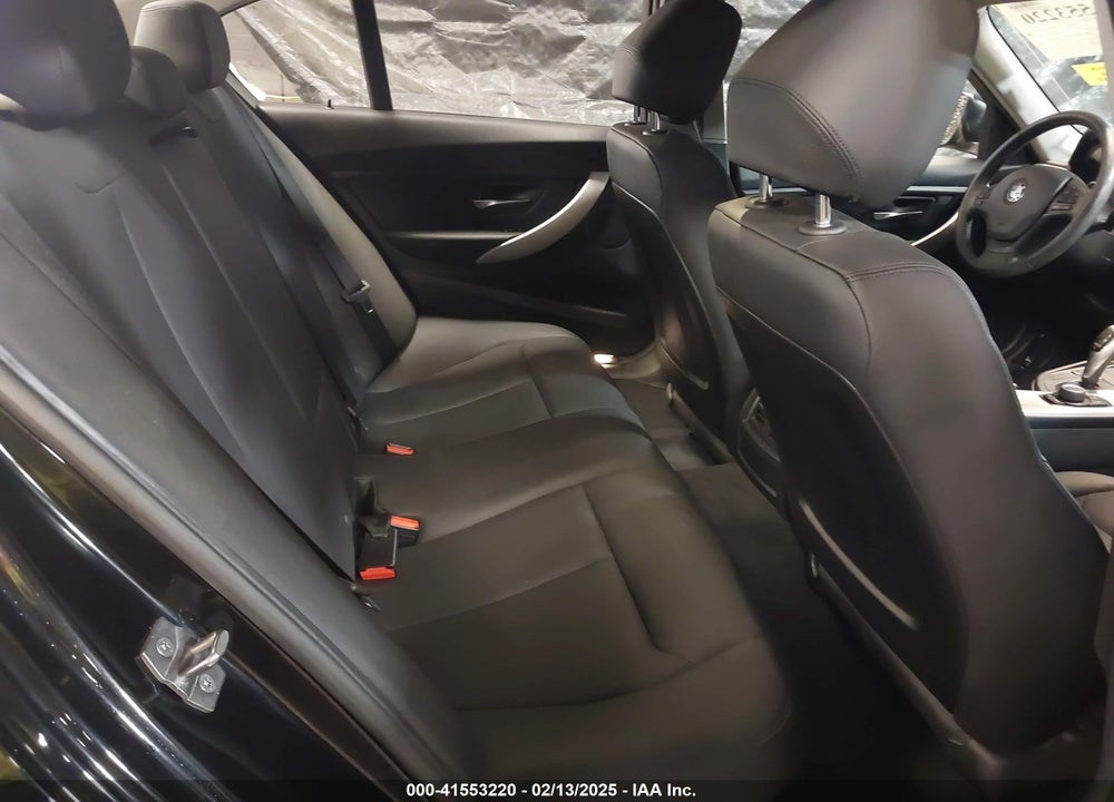 2016 BMW 320I XDRIVE VIN: WBA8E5G5XGNU20717