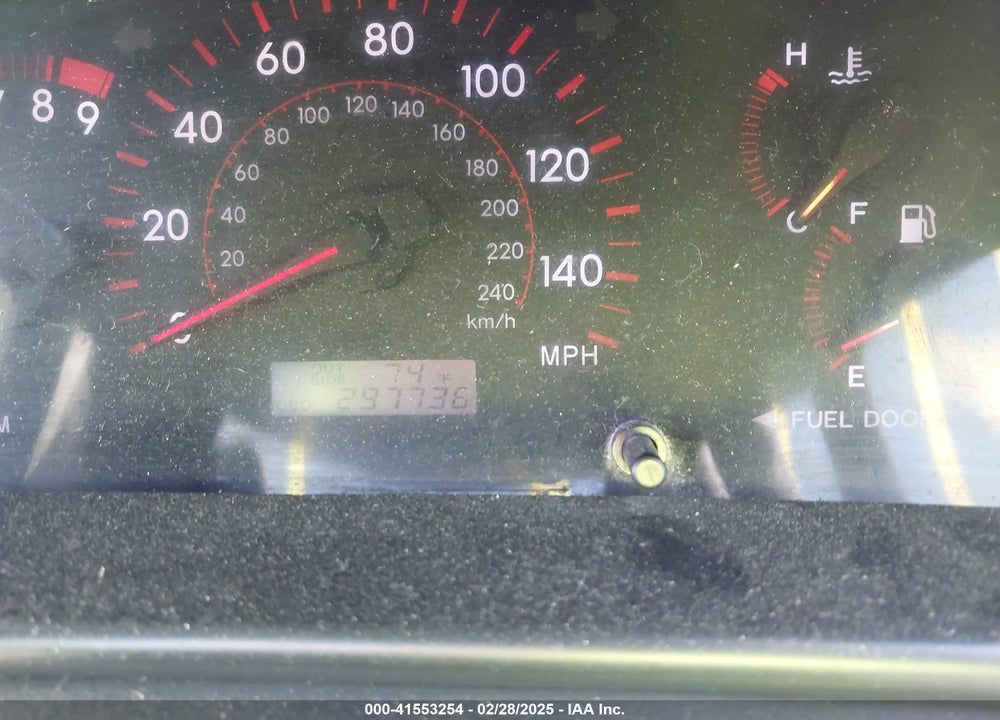2005 TOYOTA COROLLA XRS VIN: 2T1BY30E75C408751