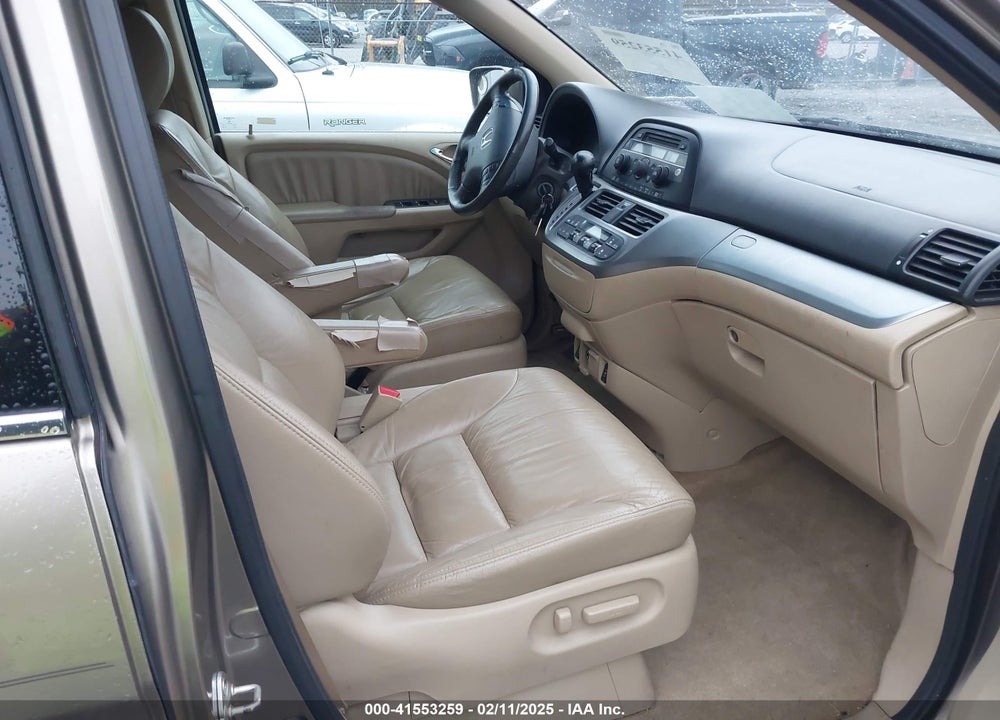 2008 HONDA ODYSSEY EX-L VIN: 5FNRL38668B415877
