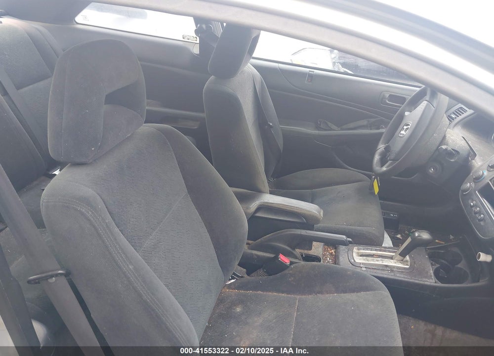 2005 HONDA CIVIC LX VIN: 1HGEM22555L068087