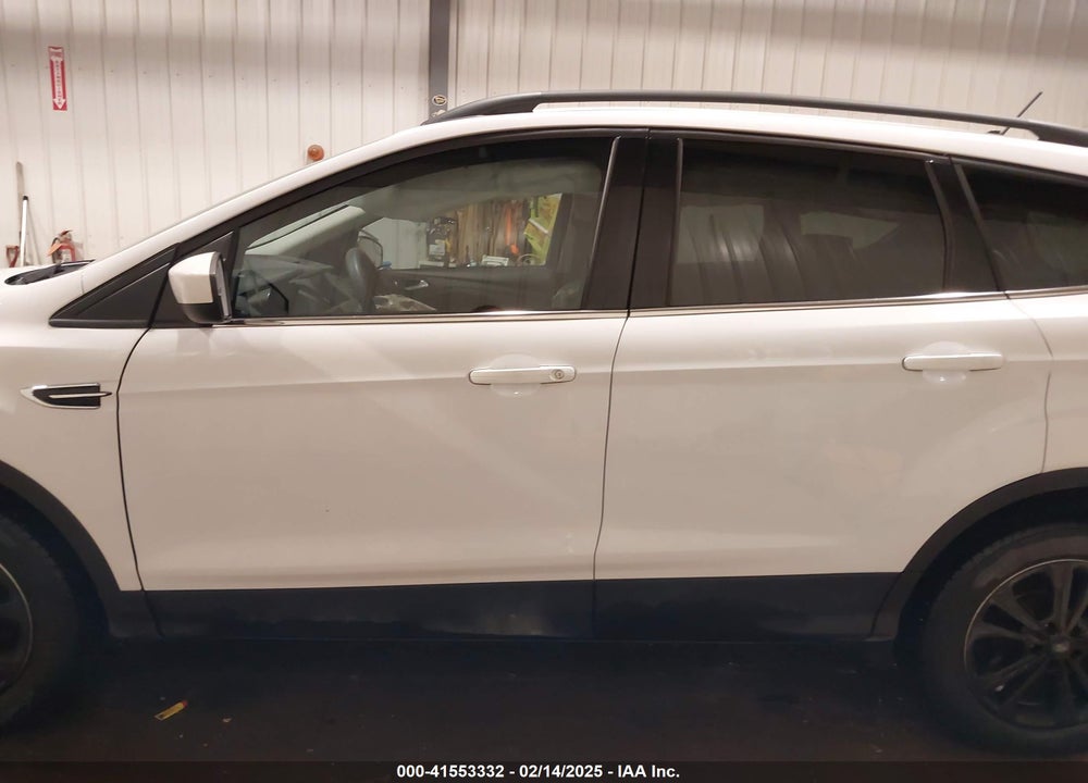 2018 FORD ESCAPE VIN: 1FMCU9GD8JUB13473
