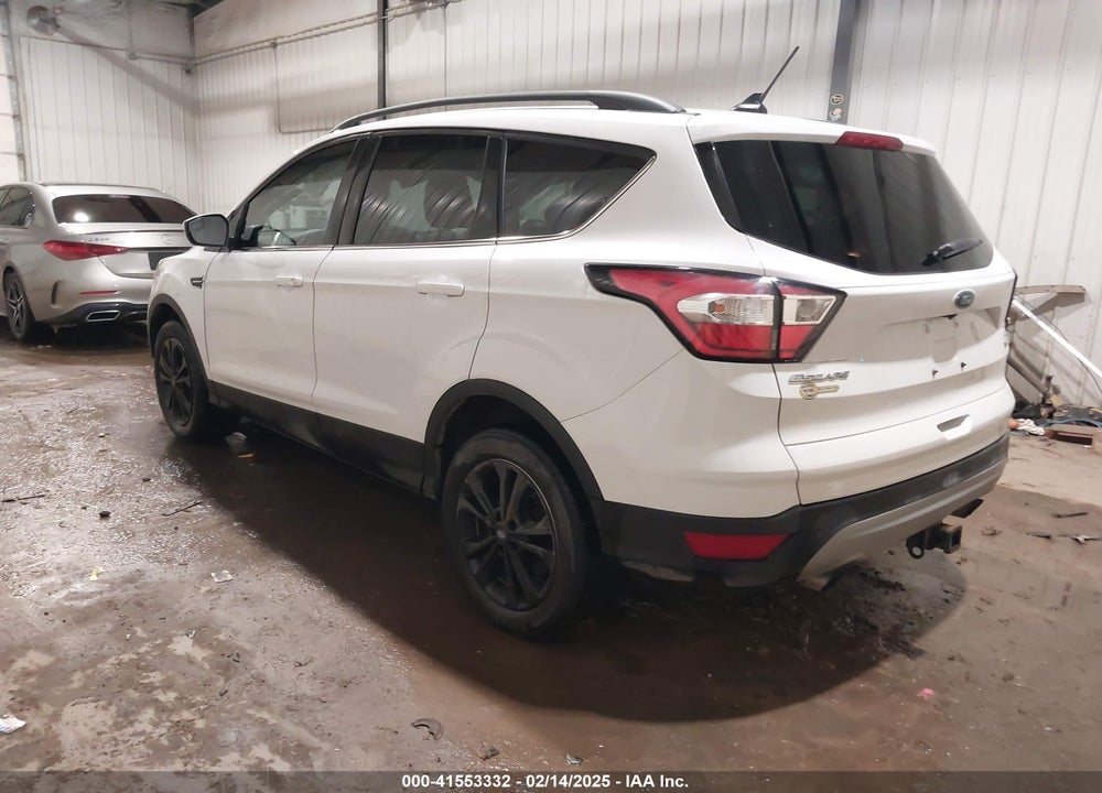 2018 FORD ESCAPE VIN: 1FMCU9GD8JUB13473
