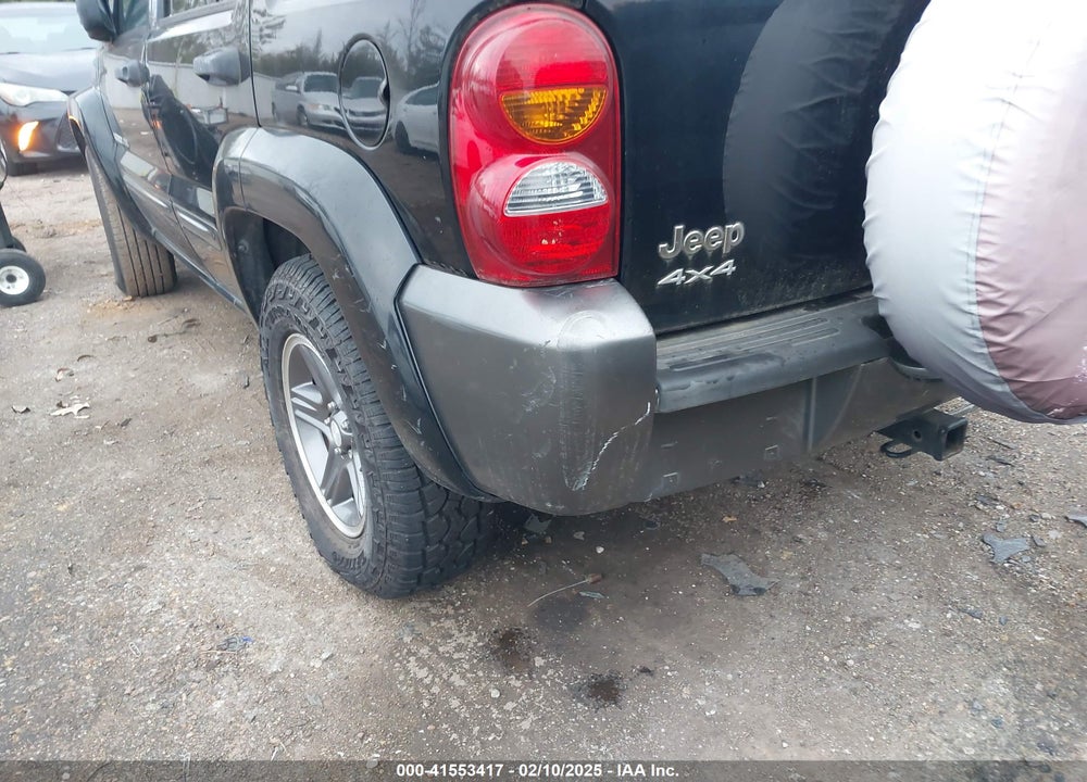 2004 JEEP LIBERTY SPORT VIN: 1J4GL48K44W204123