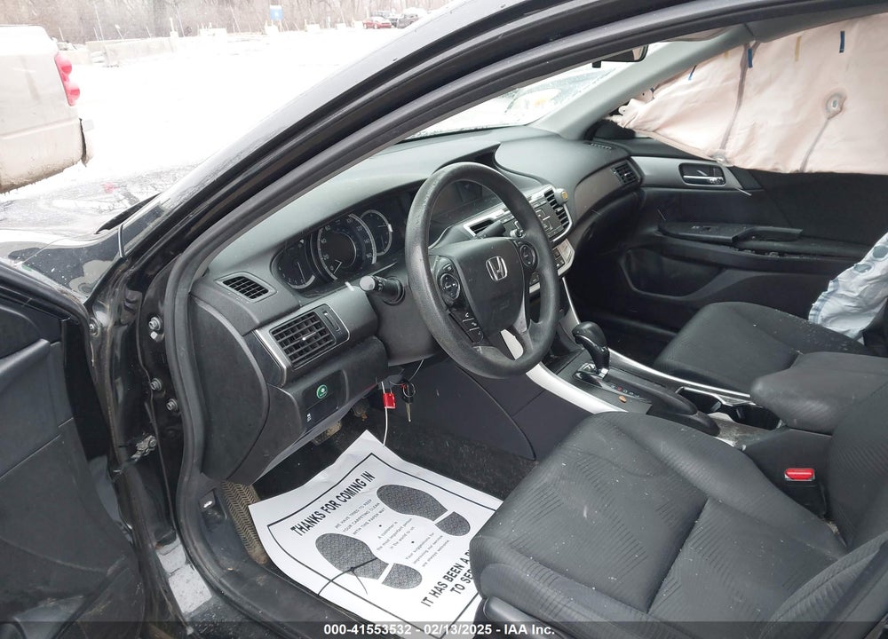 2015 HONDA ACCORD VIN: 1HGCR2F33FA226019