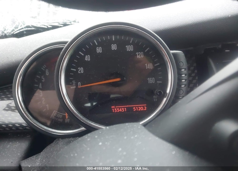 2014 MINI COOPER VIN: WMWXM7C56ET970635