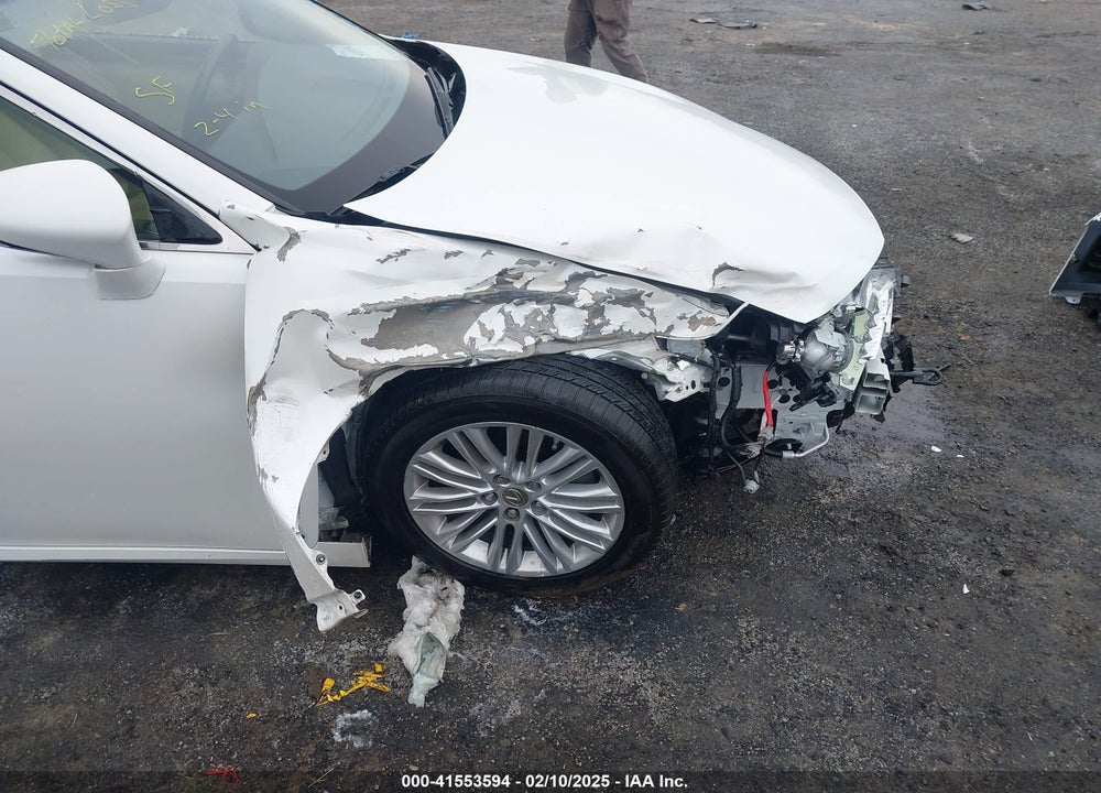 2015 LEXUS ES 350 VIN: JTHBK1GG4F2165363