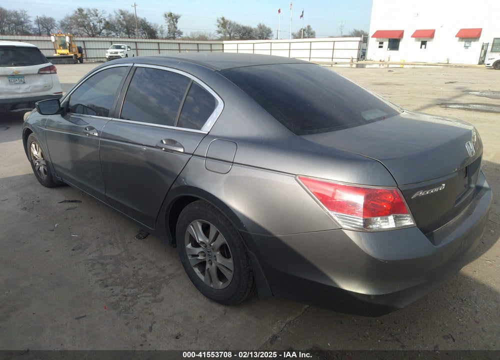2010 HONDA ACCORD 2.4 LX-P VIN: 1HGCP2F43AA106857