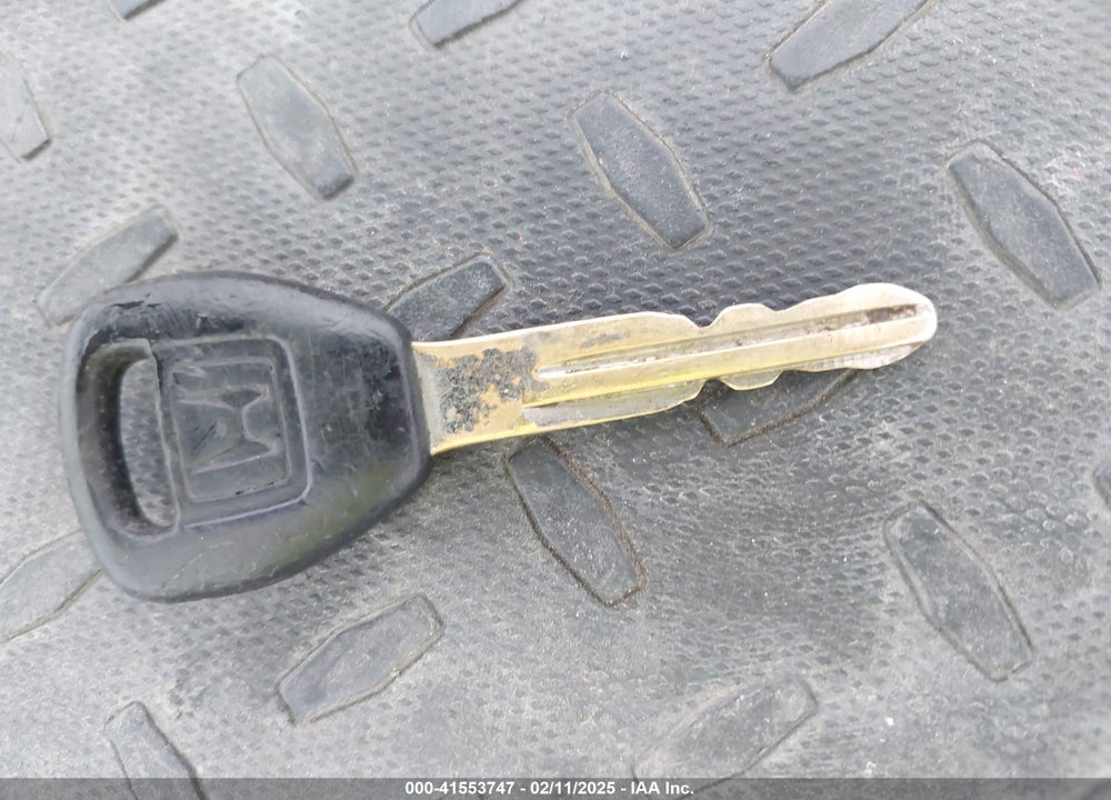 2001 HONDA ACCORD 2.3 LX VIN: 1HGCG56401A068473