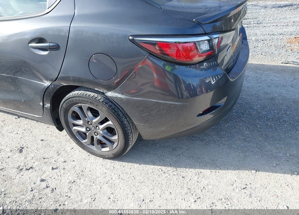 2019 TOYOTA YARIS VIN: 3MYDLBYV4KY510544