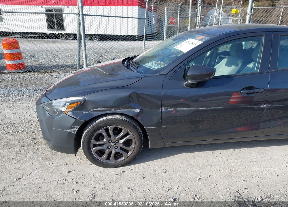 2019 TOYOTA YARIS VIN: 3MYDLBYV4KY510544