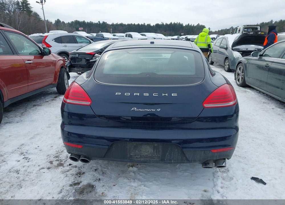 2016 PORSCHE PANAMERA VIN: WP0AA2A79GL003724