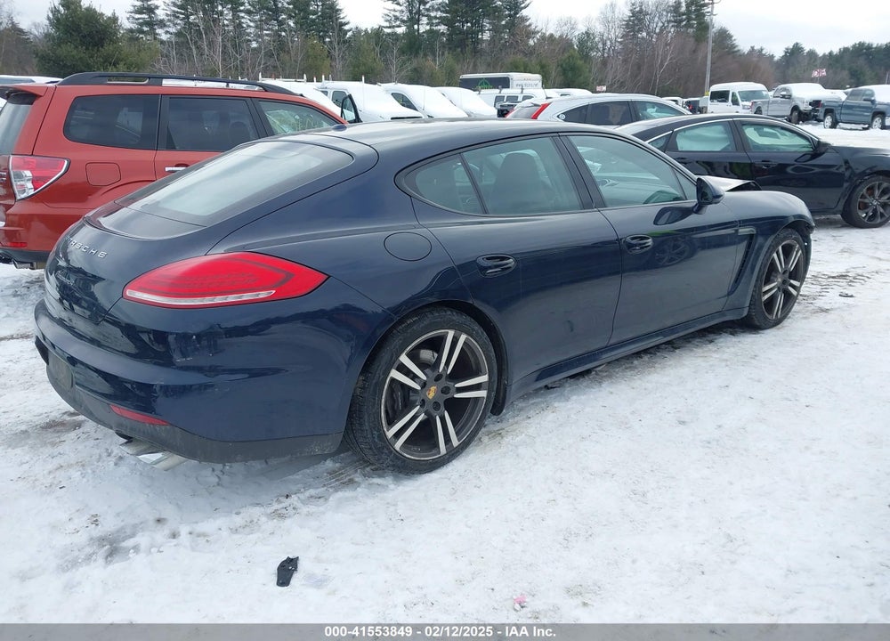 2016 PORSCHE PANAMERA VIN: WP0AA2A79GL003724