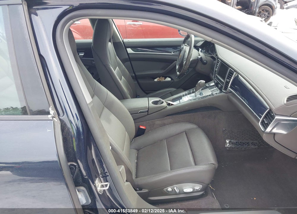 2016 PORSCHE PANAMERA VIN: WP0AA2A79GL003724