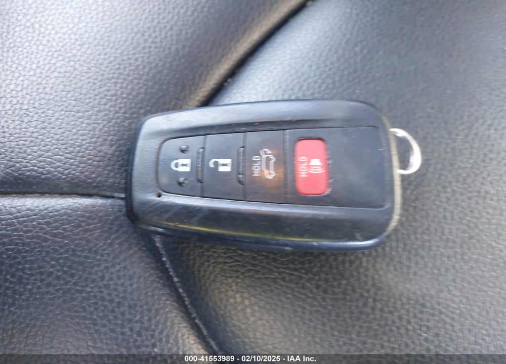2021 TOYOTA HIGHLANDER HYBRID XLE VIN: 5TDGBRCH4MS056010