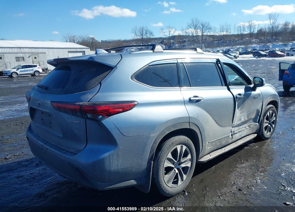 2021 TOYOTA HIGHLANDER HYBRID XLE VIN: 5TDGBRCH4MS056010