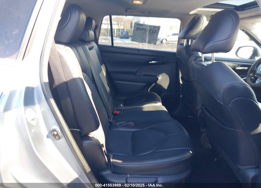 2021 TOYOTA HIGHLANDER HYBRID XLE VIN: 5TDGBRCH4MS056010