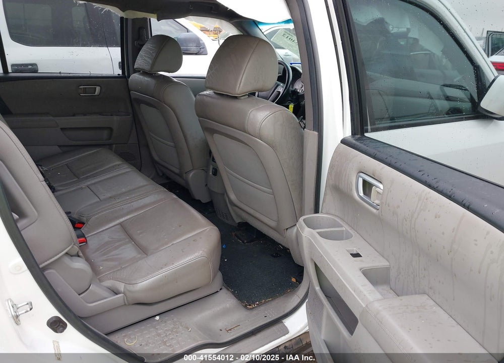 2013 HONDA PILOT EX-L VIN: 5FNYF3H53DB039403