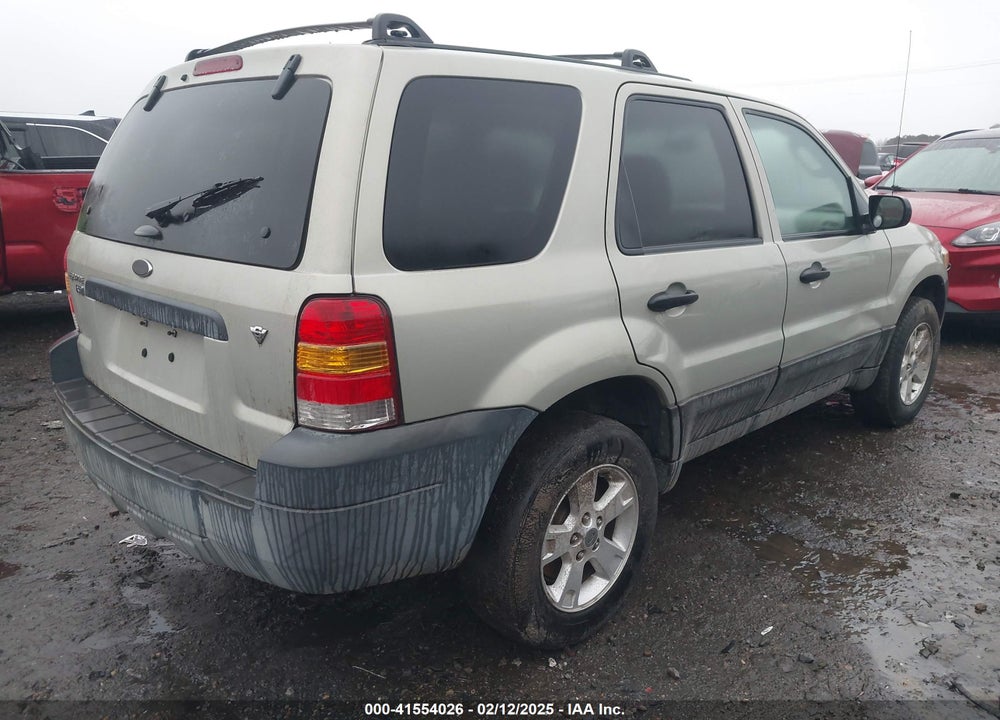 2005 FORD ESCAPE XLT VIN: 1FMYU93125KC70497