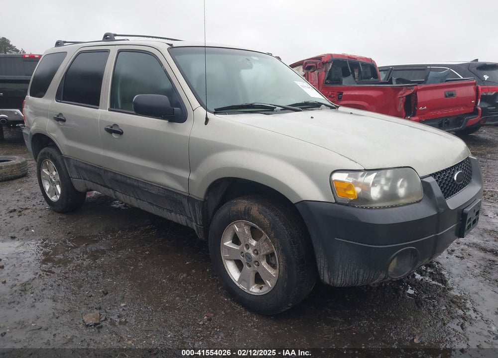 2005 FORD ESCAPE XLT VIN: 1FMYU93125KC70497
