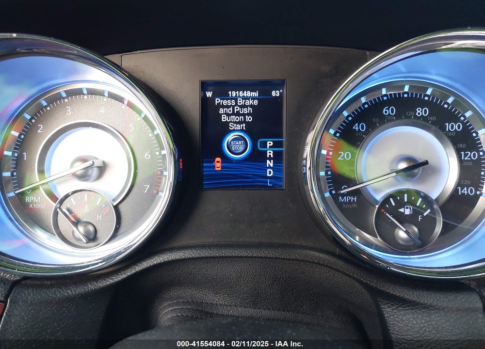 2014 CHRYSLER 300 VIN: 2C3CCAAG2EH375322