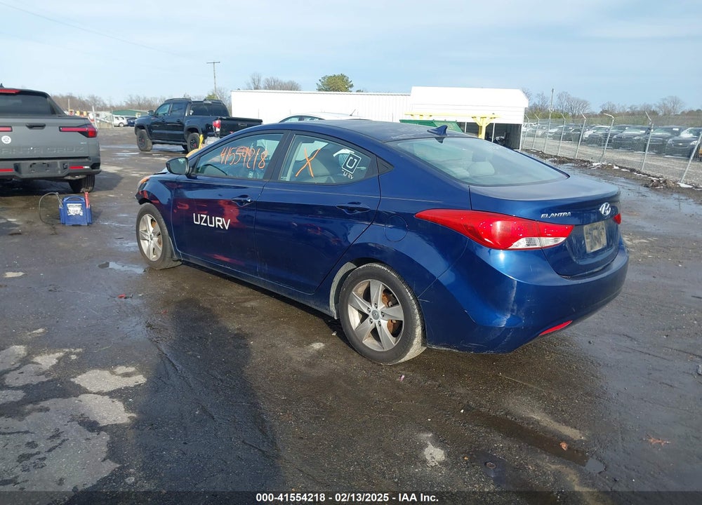 2013 HYUNDAI ELANTRA VIN: KMHDH4AEXDU706897