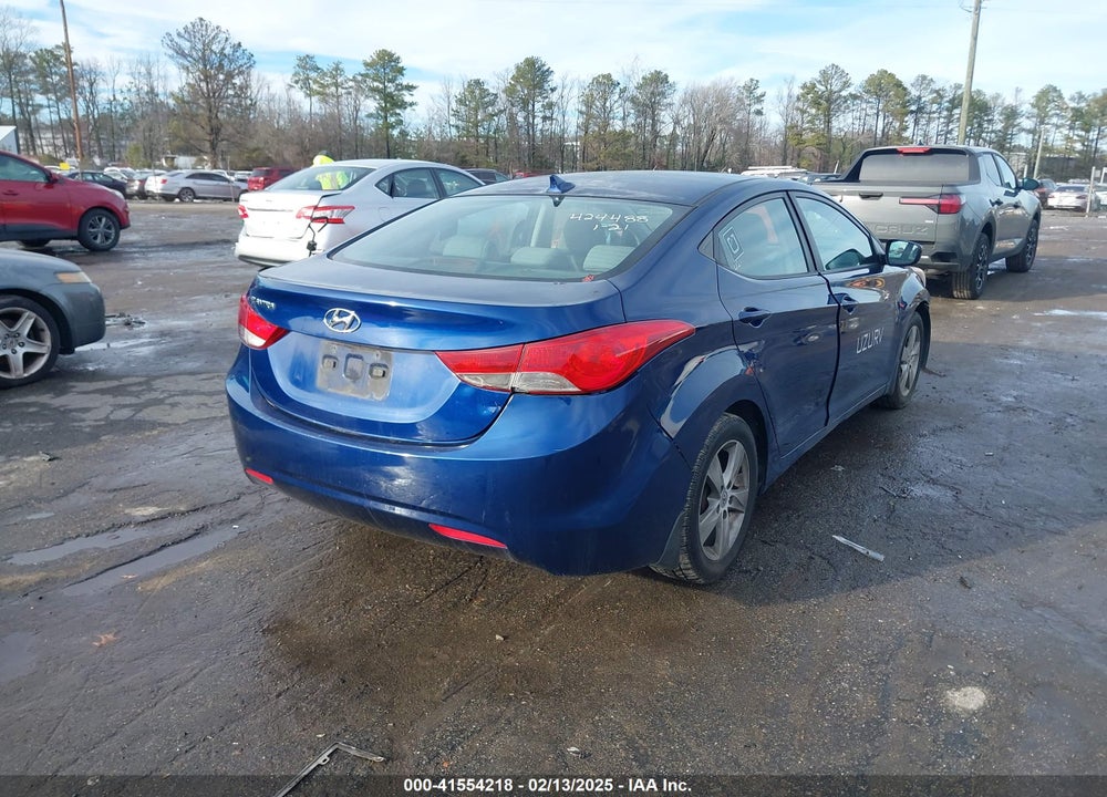 2013 HYUNDAI ELANTRA VIN: KMHDH4AEXDU706897