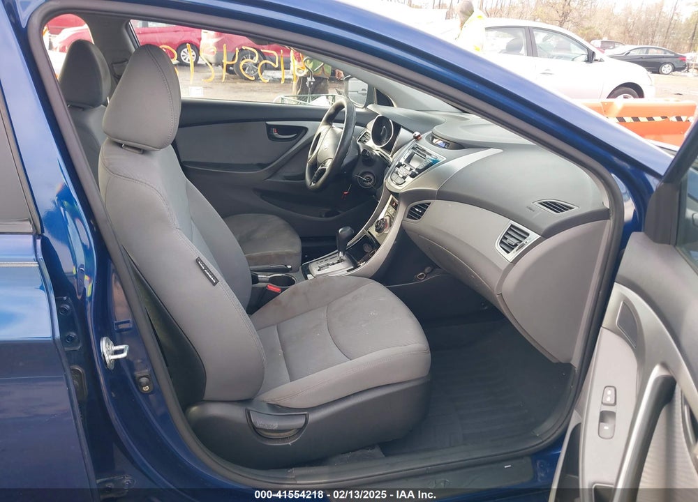 2013 HYUNDAI ELANTRA VIN: KMHDH4AEXDU706897