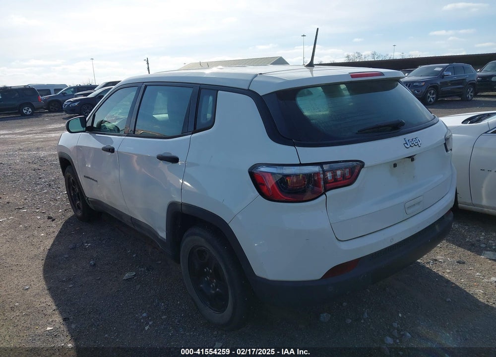 2018 JEEP COMPASS VIN: 3C4NJCABXJT263332