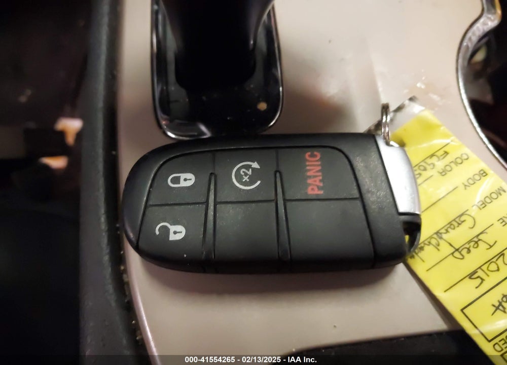 2015 JEEP GRAND CHEROKEE LAREDO VIN: 1C4RJFAG6FC905823
