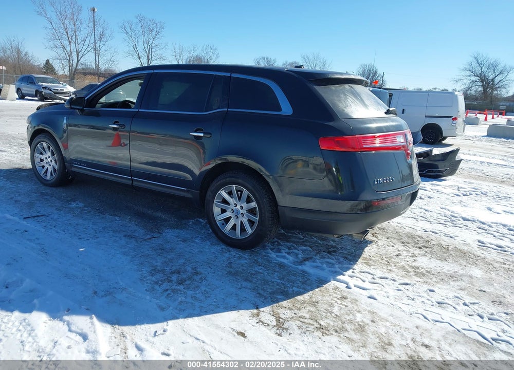 2013 LINCOLN MKT VIN: 2LMHJ5NK8DBL51461
