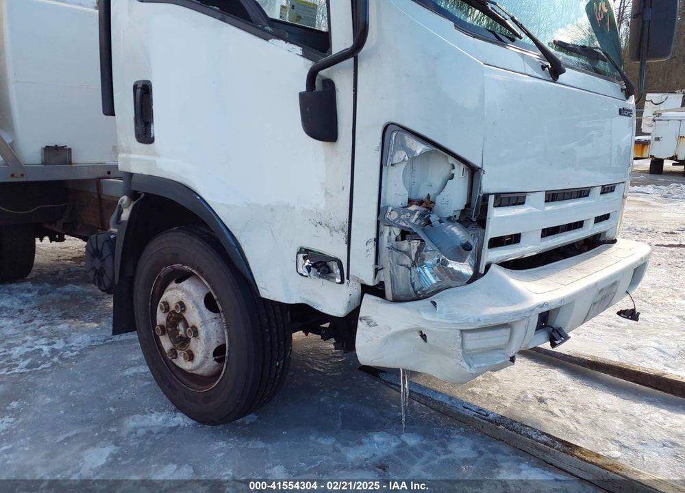 2014 ISUZU NPR GAS REG VIN: 54DC4W1B5ES804385