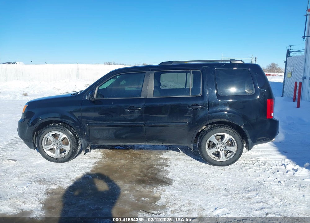 2014 HONDA PILOT EX VIN: 5FNYF4H42EB046521