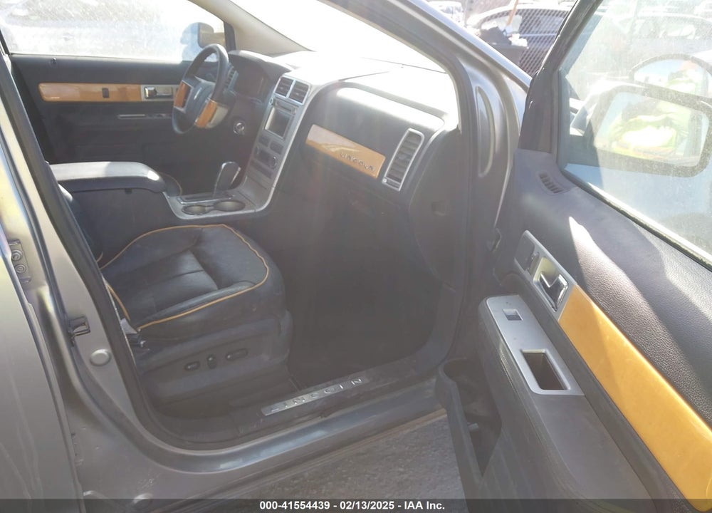 2008 LINCOLN MKX VIN: 2LMDU68C18BJ30984