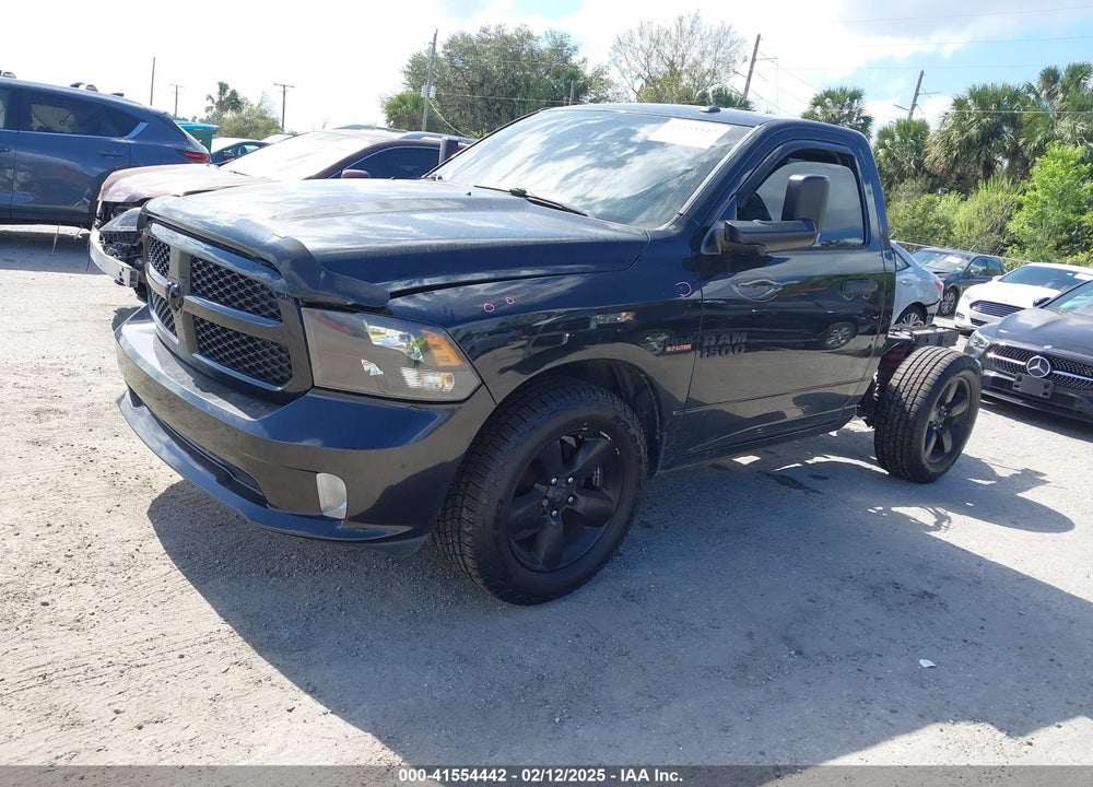 2016 RAM 1500 VIN: 3C6JR6AT2GG153854