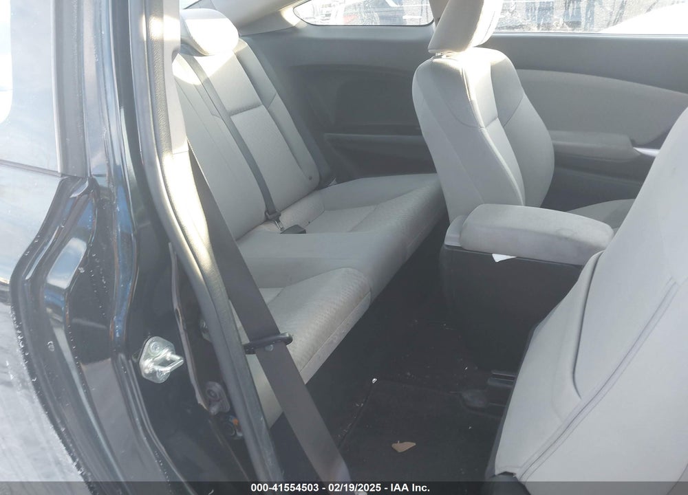 2015 HONDA CIVIC VIN: 2HGFG3B88FH525274