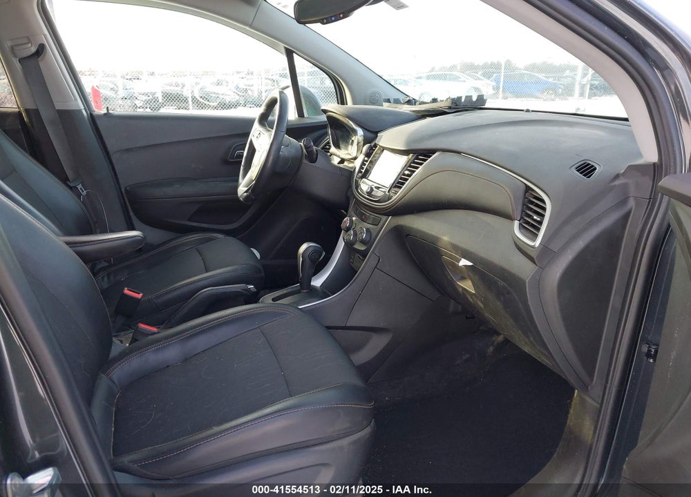 2017 CHEVROLET TRAX VIN: 3GNCJPSB8HL274179