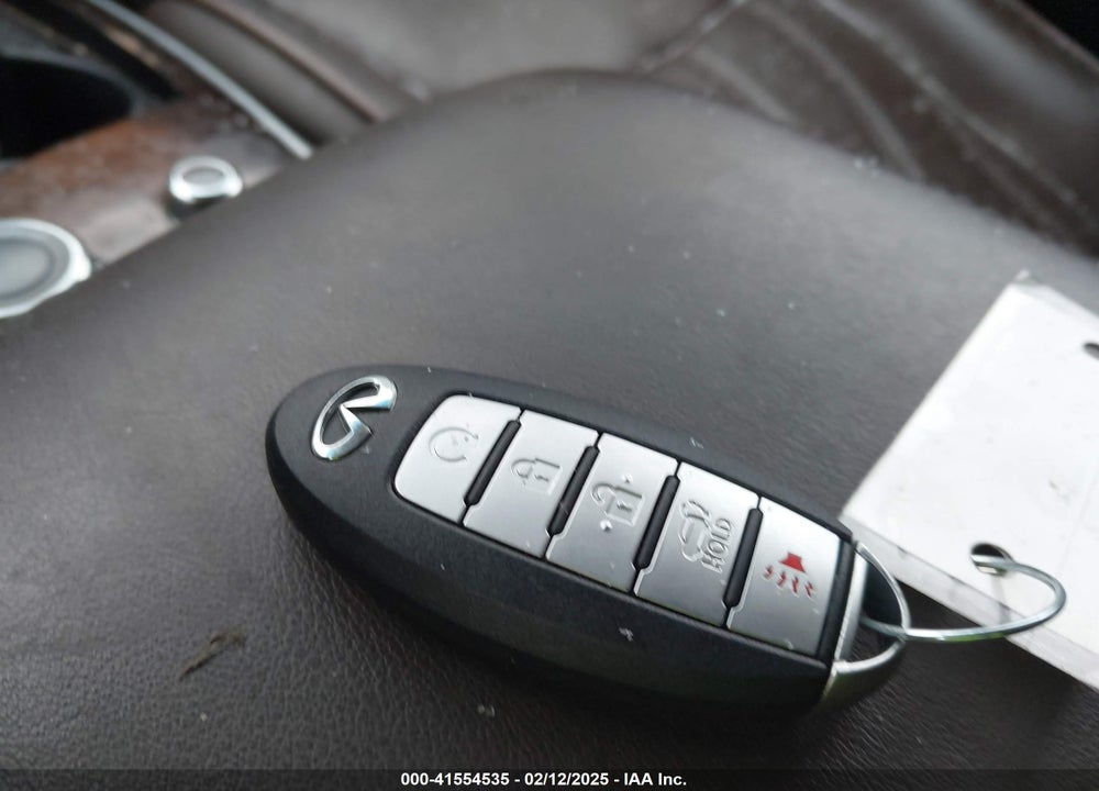 2013 INFINITI JX35 VIN: 5N1AL0MM9DC323102