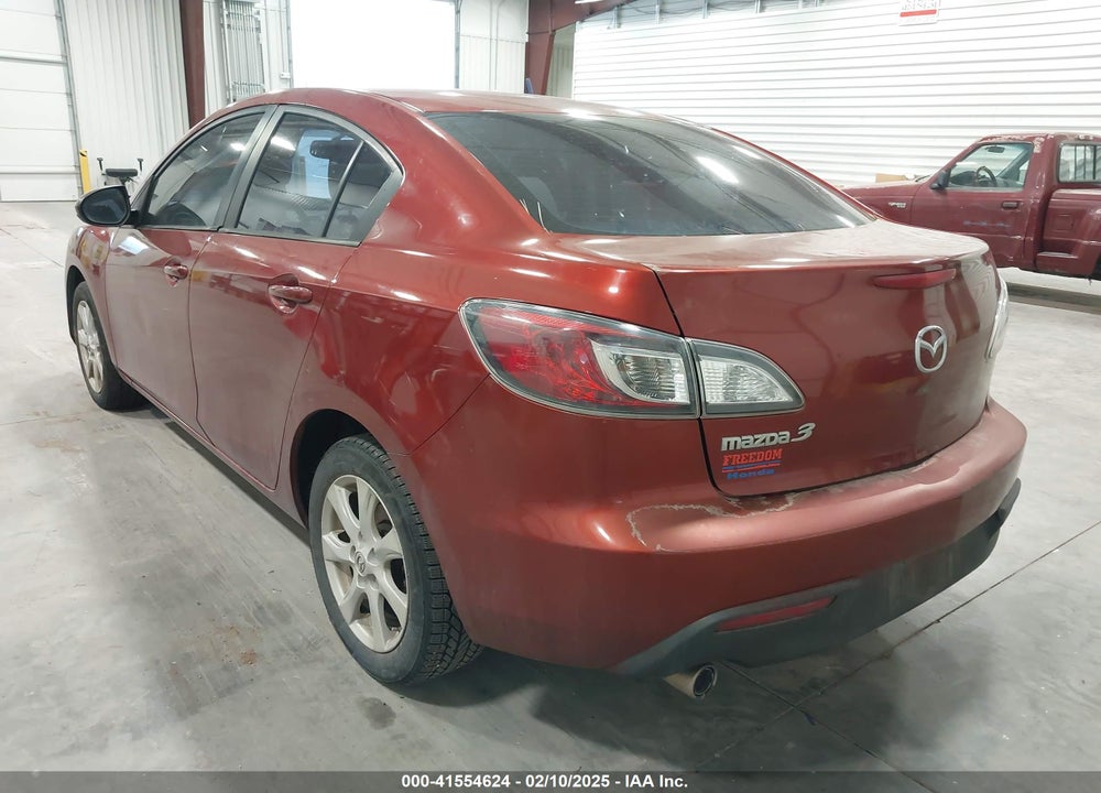2011 MAZDA MAZDA3 VIN: JM1BL1VF3B1383934