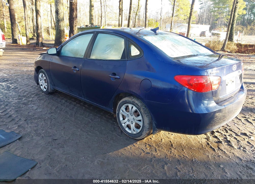 2010 HYUNDAI ELANTRA VIN: KMHDU4AD4AU889339
