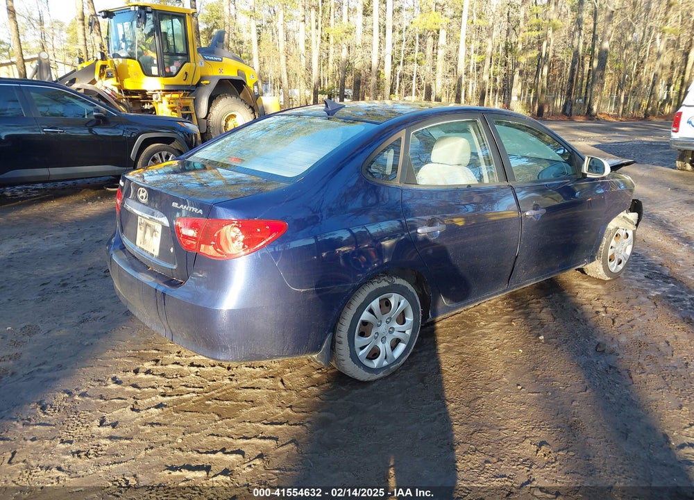 2010 HYUNDAI ELANTRA VIN: KMHDU4AD4AU889339