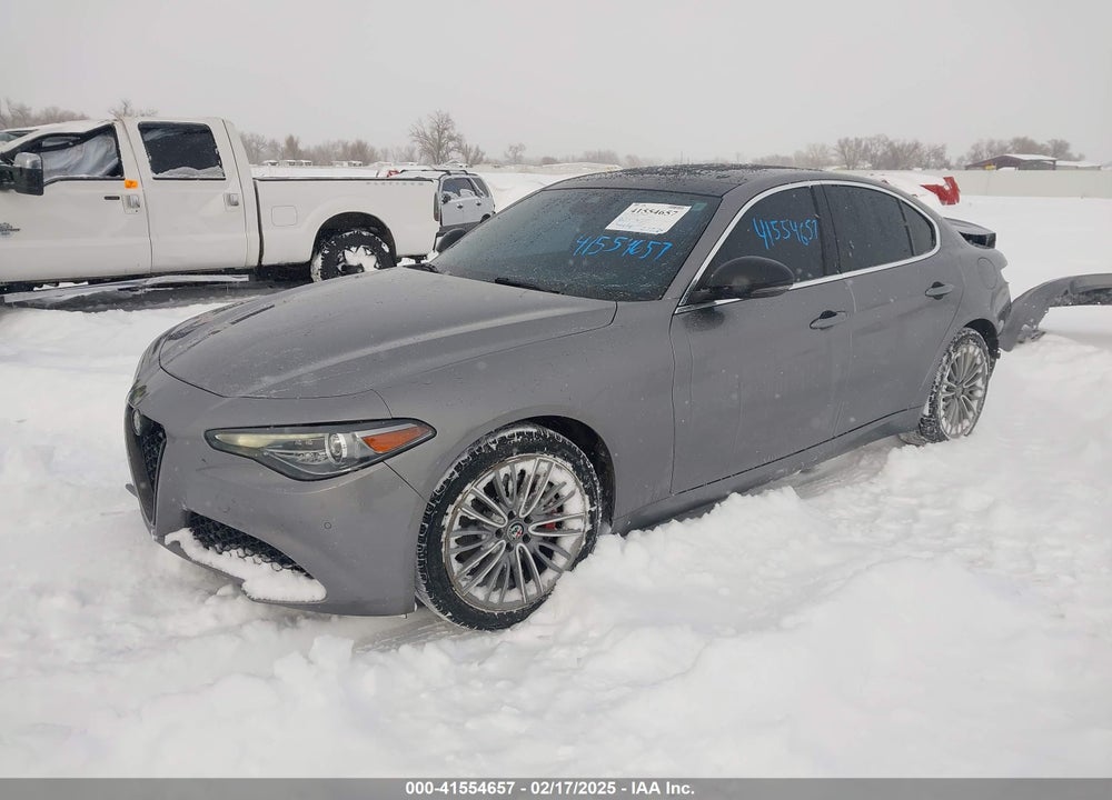 2018 ALFA ROMEO GIULIA VIN: ZARFAEEN9J7572658