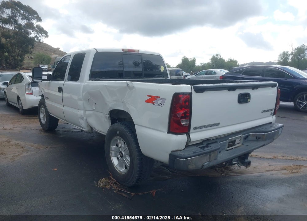 2004 CHEVROLET SILVERADO 1500 LS VIN: 1GCEK19T14E108929
