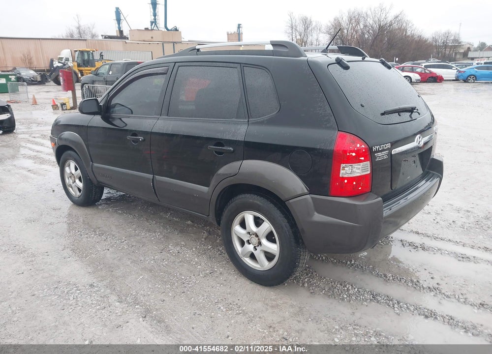 2005 HYUNDAI TUCSON GLS/LX VIN: KM8JN12D95U071866