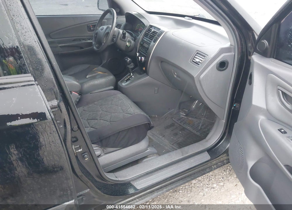 2005 HYUNDAI TUCSON GLS/LX VIN: KM8JN12D95U071866