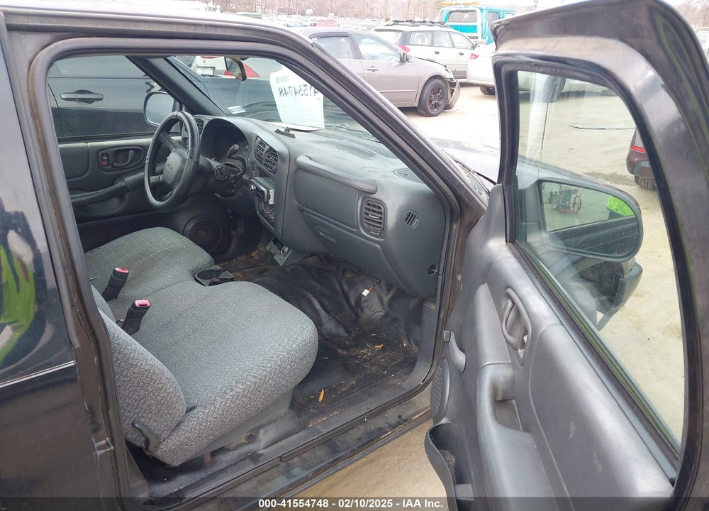 1999 CHEVROLET S-10 VIN: 1GCCS14X1X8119045