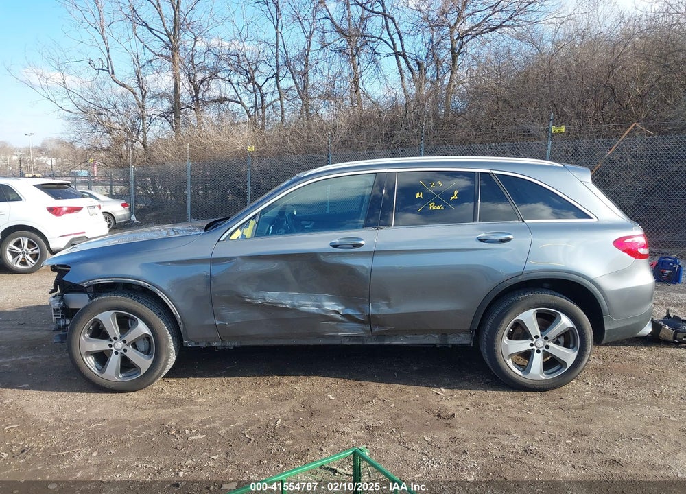 2017 MERCEDES-BENZ GLC 300 4MATIC VIN: WDC0G4KB2HF134156