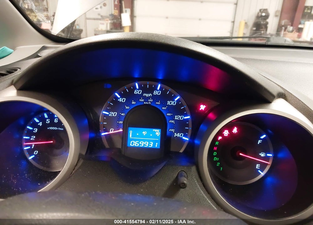2013 HONDA FIT VIN: JHMGE8H30DC027988