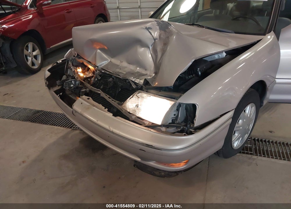 1999 TOYOTA AVALON XL VIN: 4T1BF18B8XU325321
